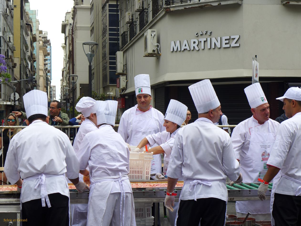 Retour à Buenos Aires Centro concours de pizzas 01 