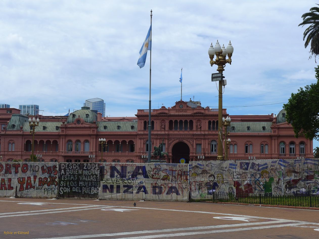 156 Buenos Aires Plaza de Mayo y Casa Rosada