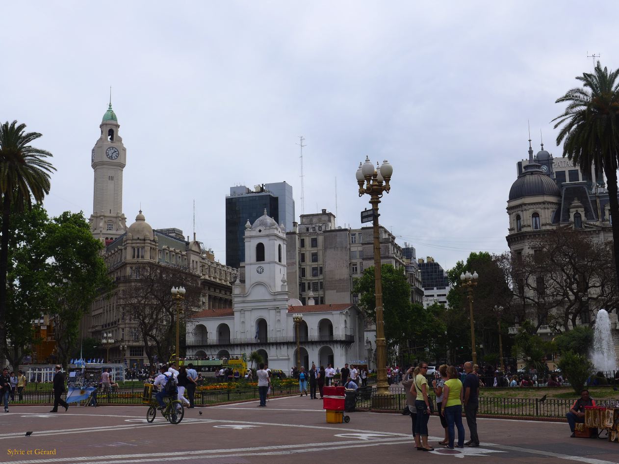 160 Buenos Aires Plaza de Mayo y Casa Rosada