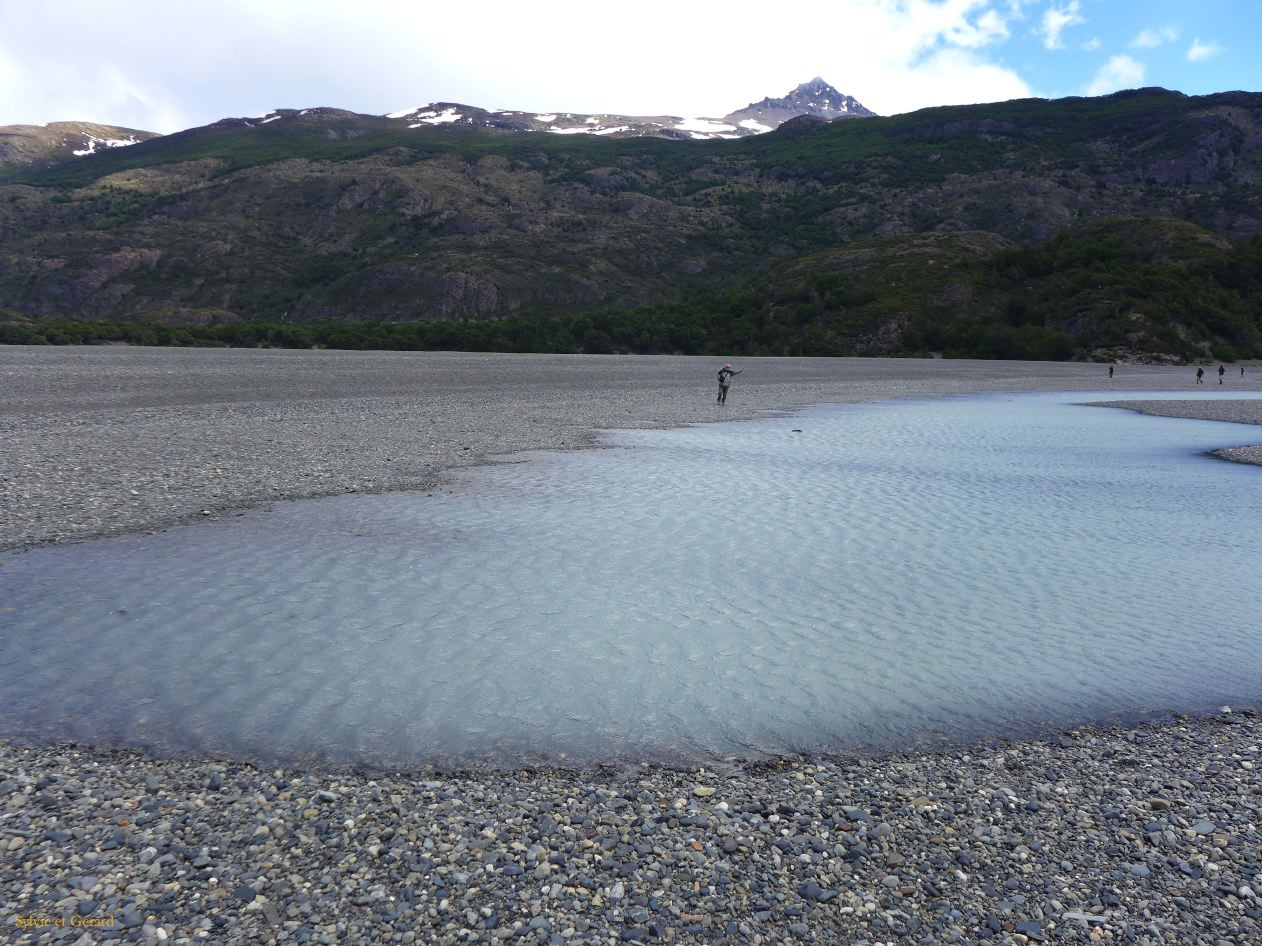 101 Parc Torres del Paine glacier Grey