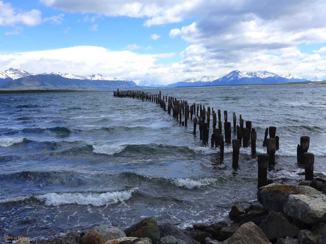 080 Puerto Natales canal Senoret