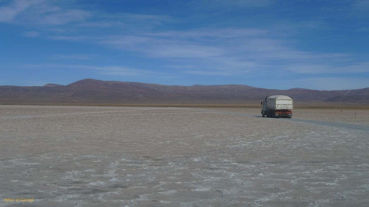 Argentine Nord Puna la route de Susques traversée des Salinas Grande  138