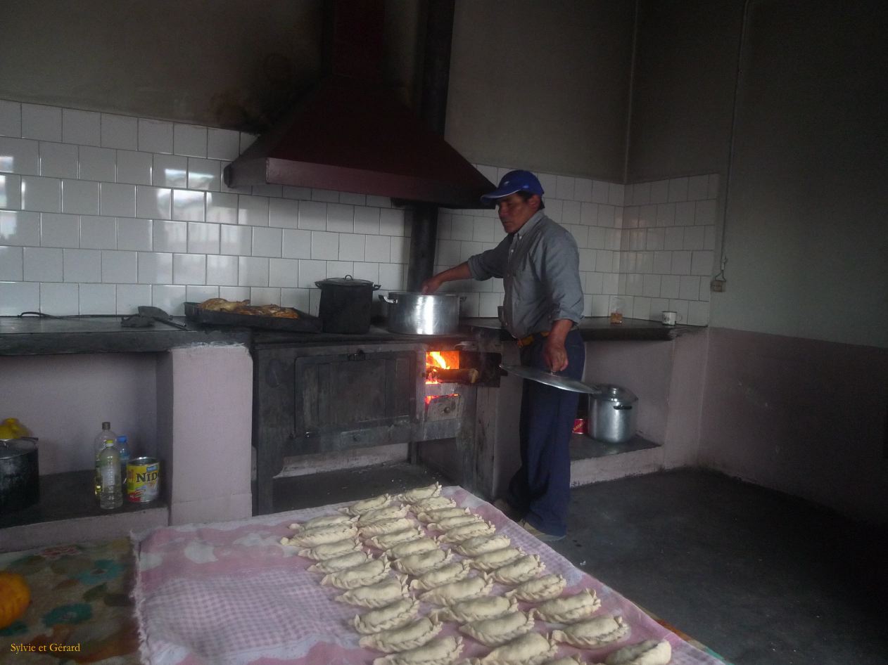 Argentine Nord Puna Susques à San Juan l'école  202 la cuisine de l'école