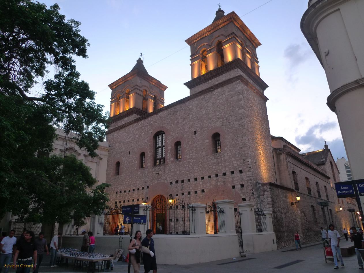 Argentine 2009 Nord Cordoba   008 Manzana jesuitica