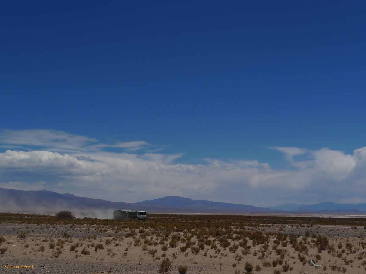 Argentine Nord Puna la route de Susques traversée des Salinas Grande  049