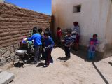 Argentine Nord Puna Susques à San Juan l'école  062 on se lave les dents après le repas
