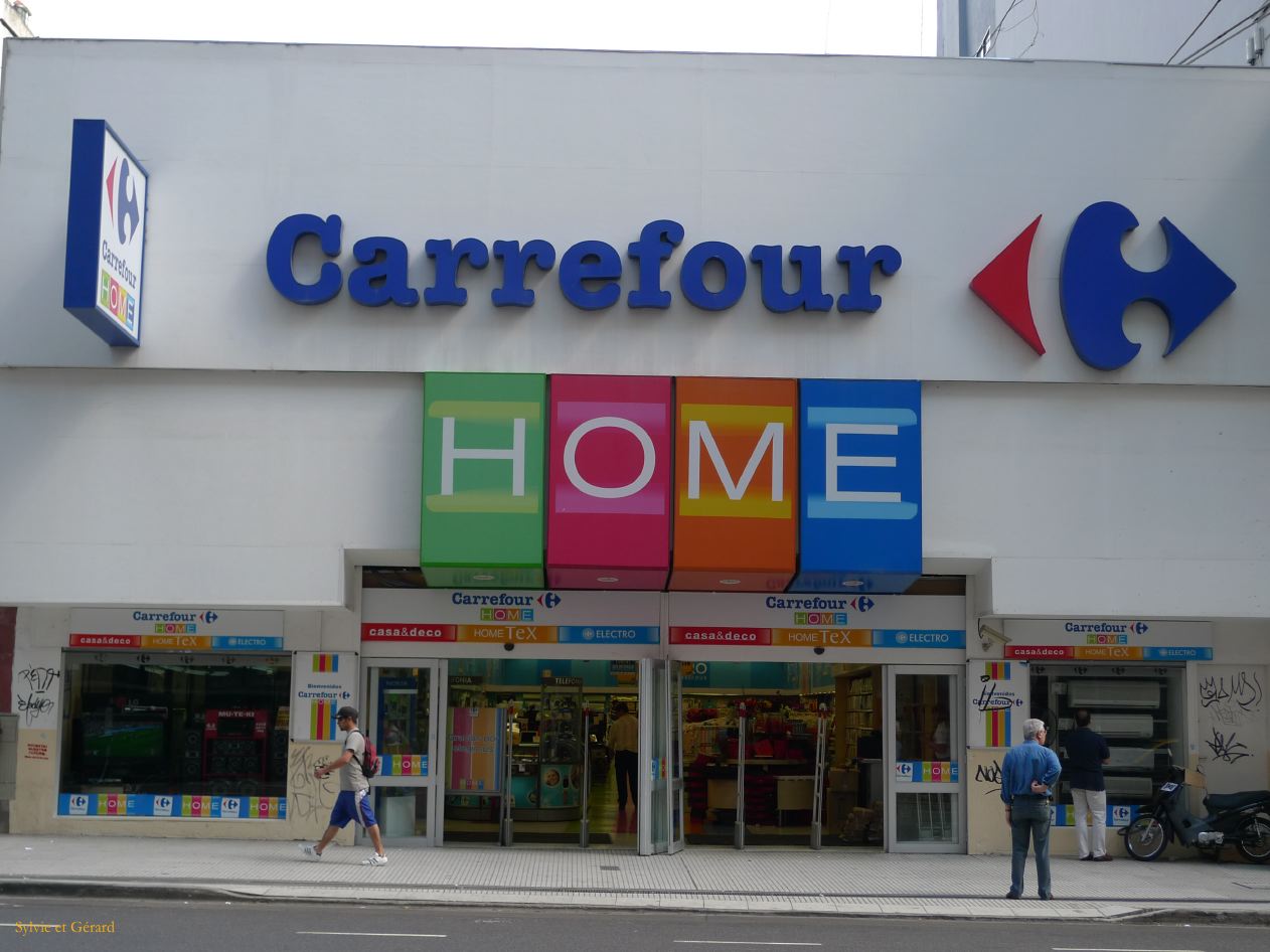 03 Buenos Aires pres du Congres Carrefour Market