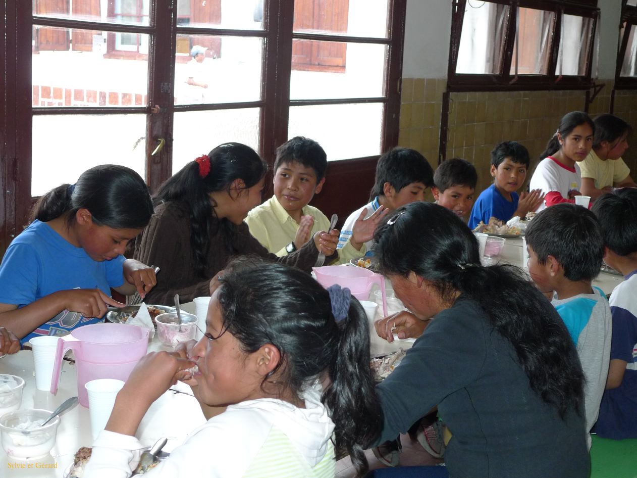 14 les enfants rentrent à Puesto Suey-04