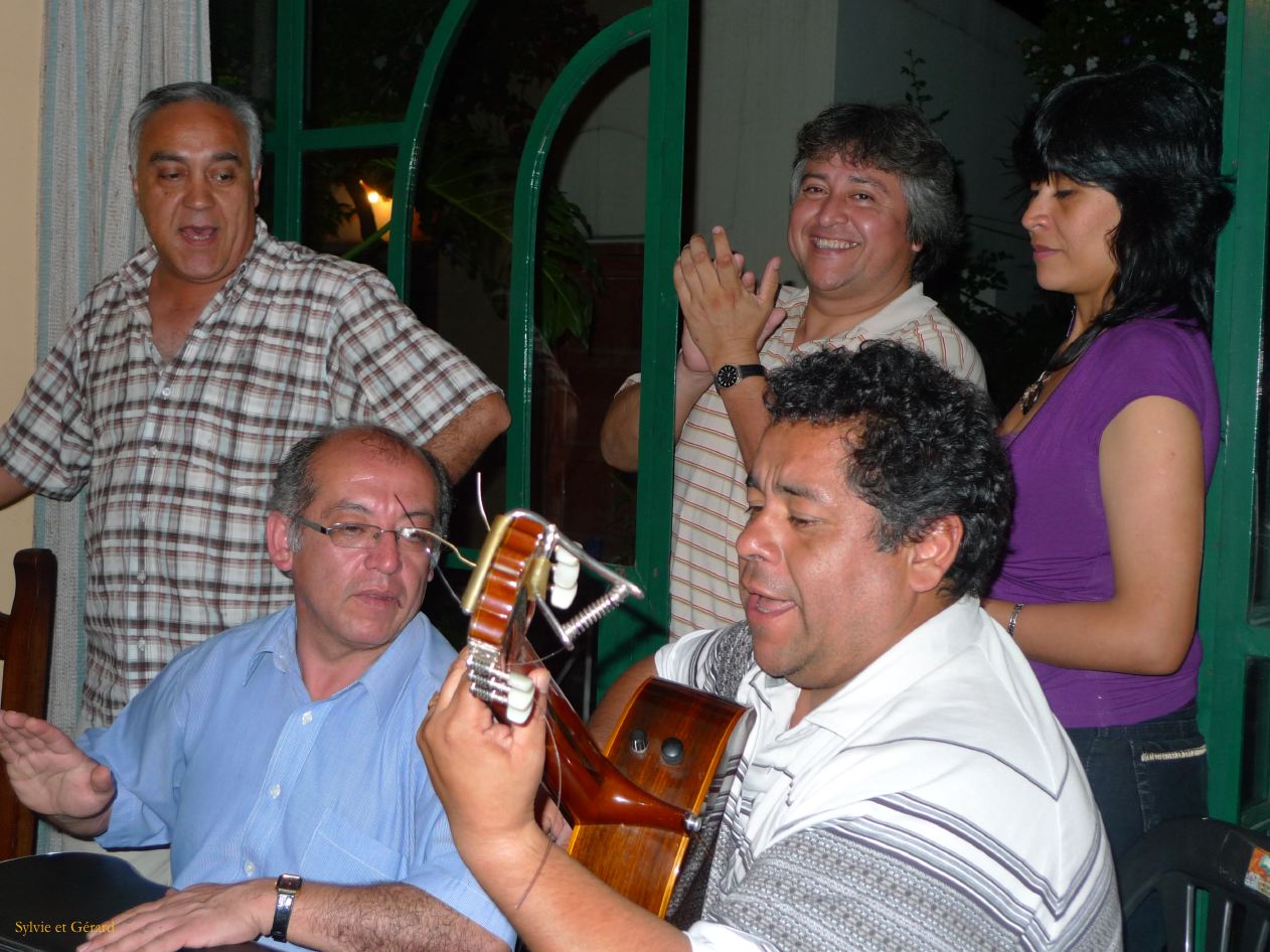 11 jujuy soiree qui se termine en musique et chanson