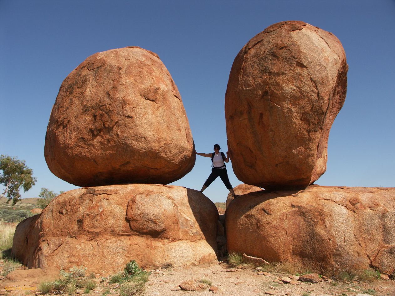 B 161 Devils Marbles