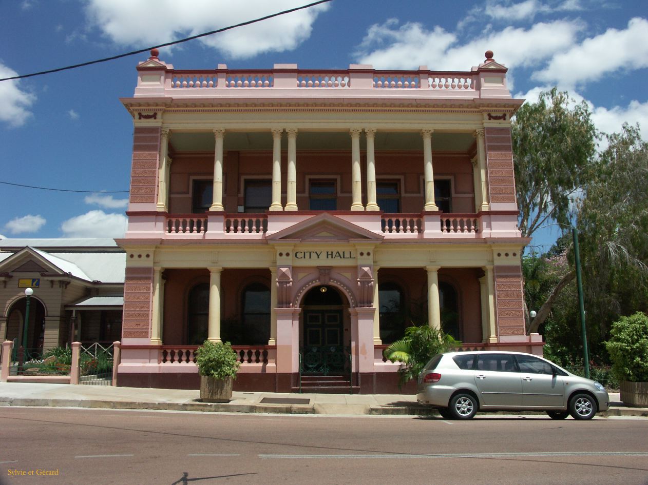 C 030 Charters Towers
