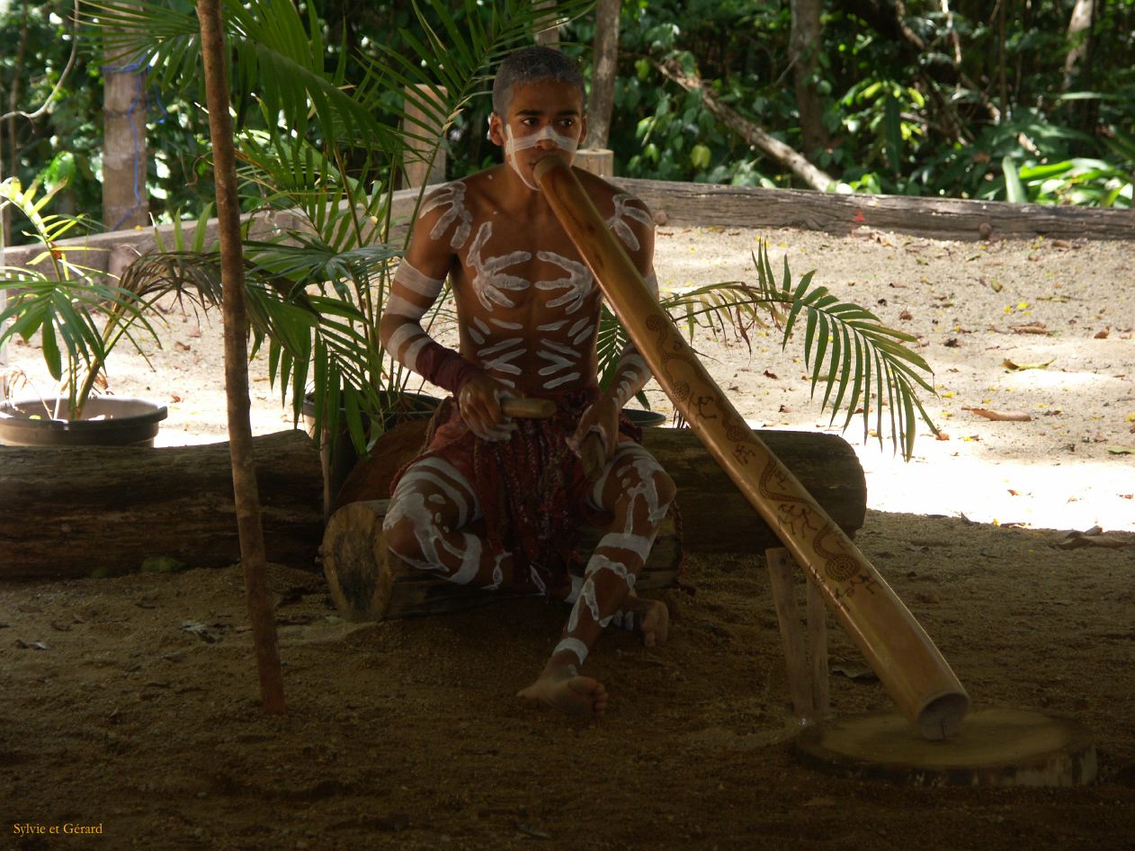 C 076 Paronella Park