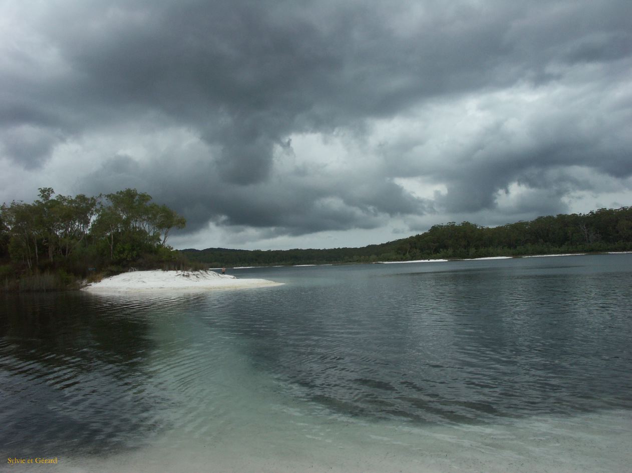 C 225 Fraser Island