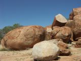 B 164 Devils Marbles