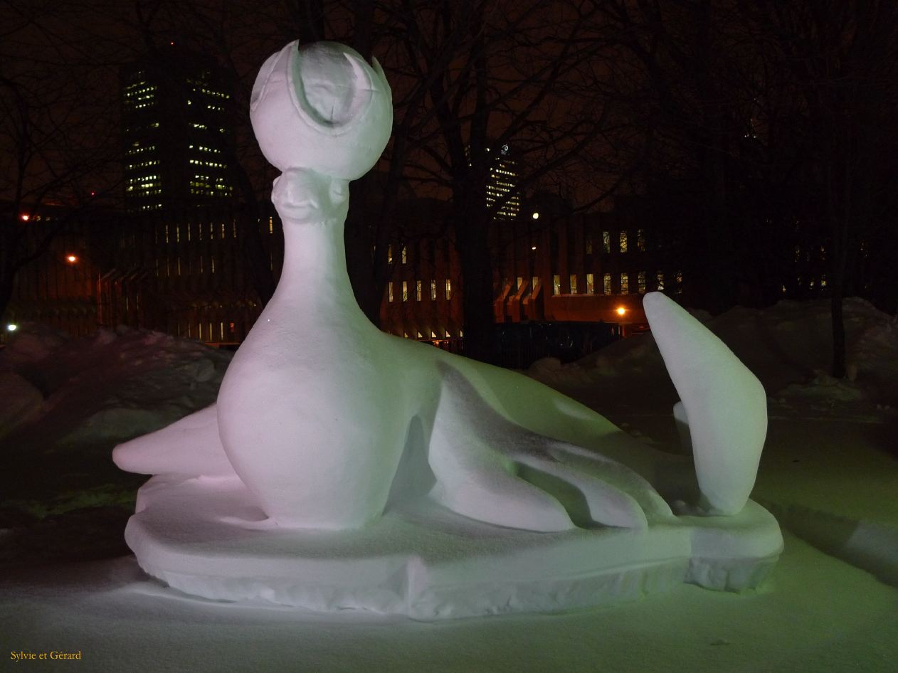 Quebec 27 sculptures de glace de nuit