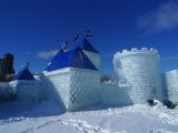 Quebec 13 château de glace construit pour le festival