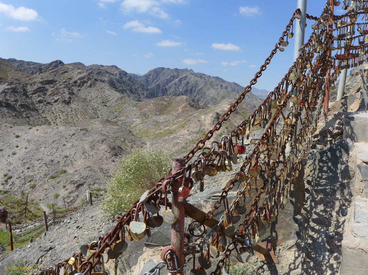 07 12 Jiayuguan la Grande Muraille construite au milieu de 16e siècle - tout en haut   