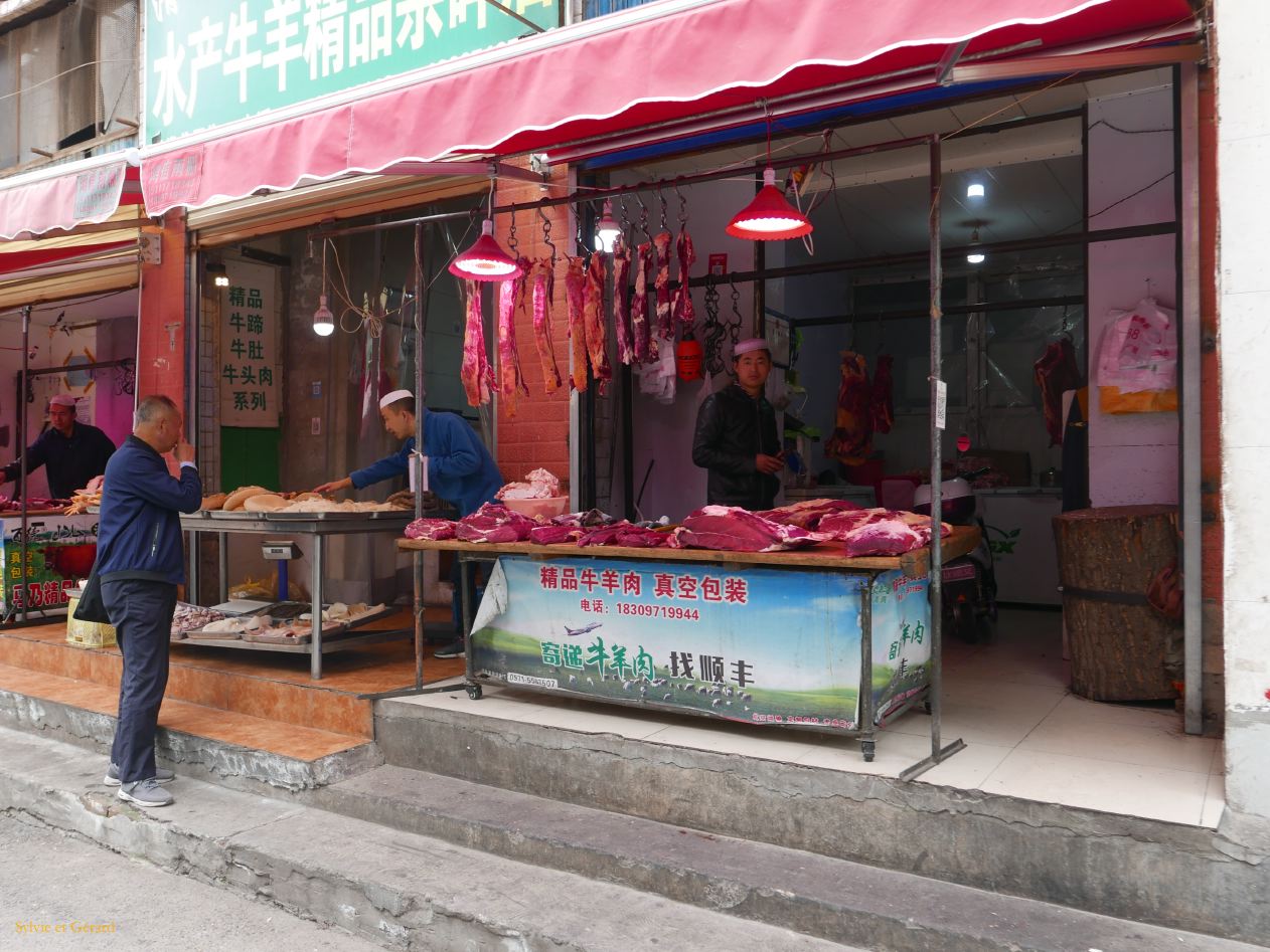 01 30 Xining commerce du quartier musulman  
