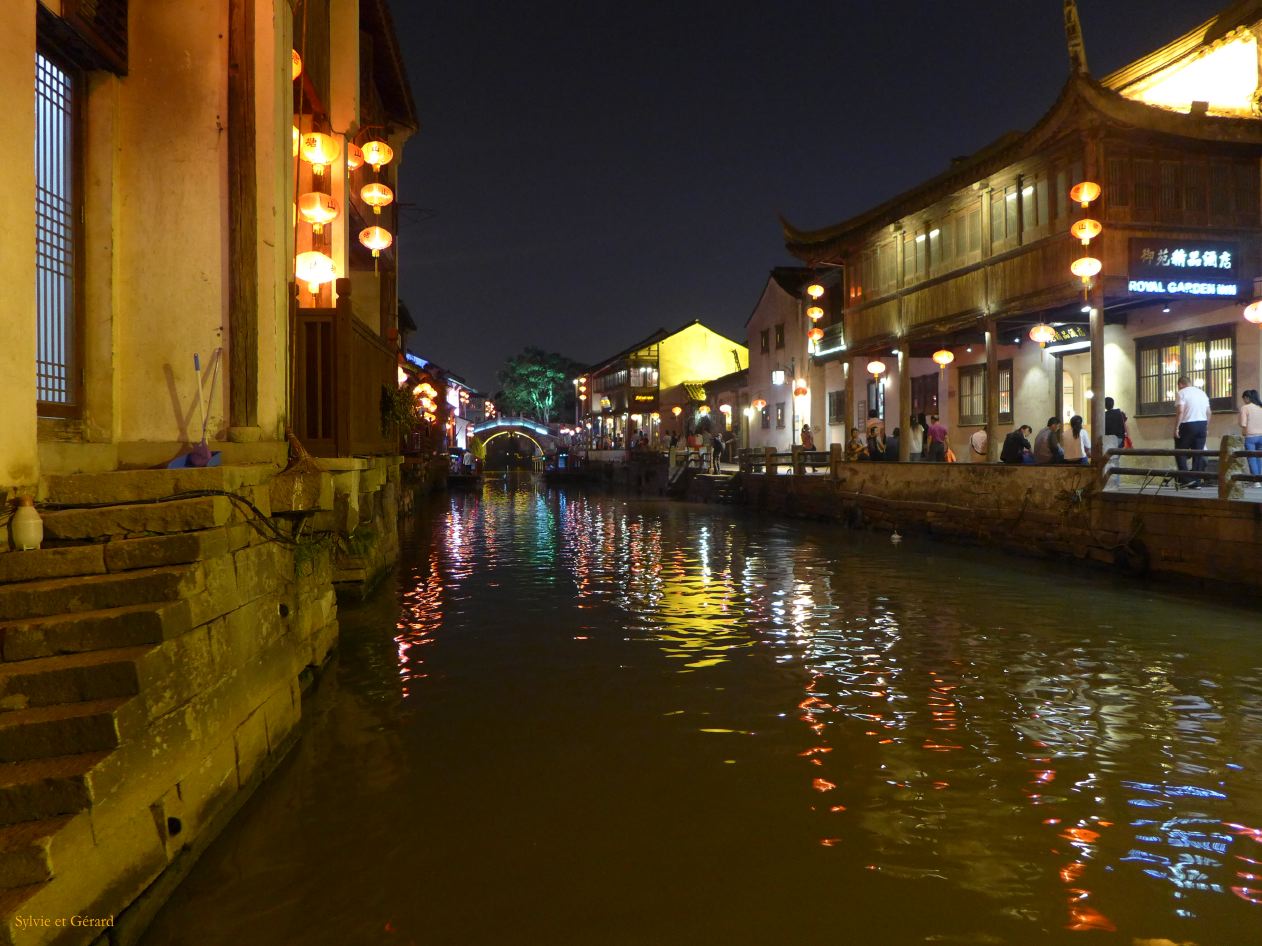 Suzhou 08 le long du canal