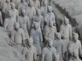 Xian 03 l'Armée Enterrée les soldats mesurent entre 1,75m et 2m