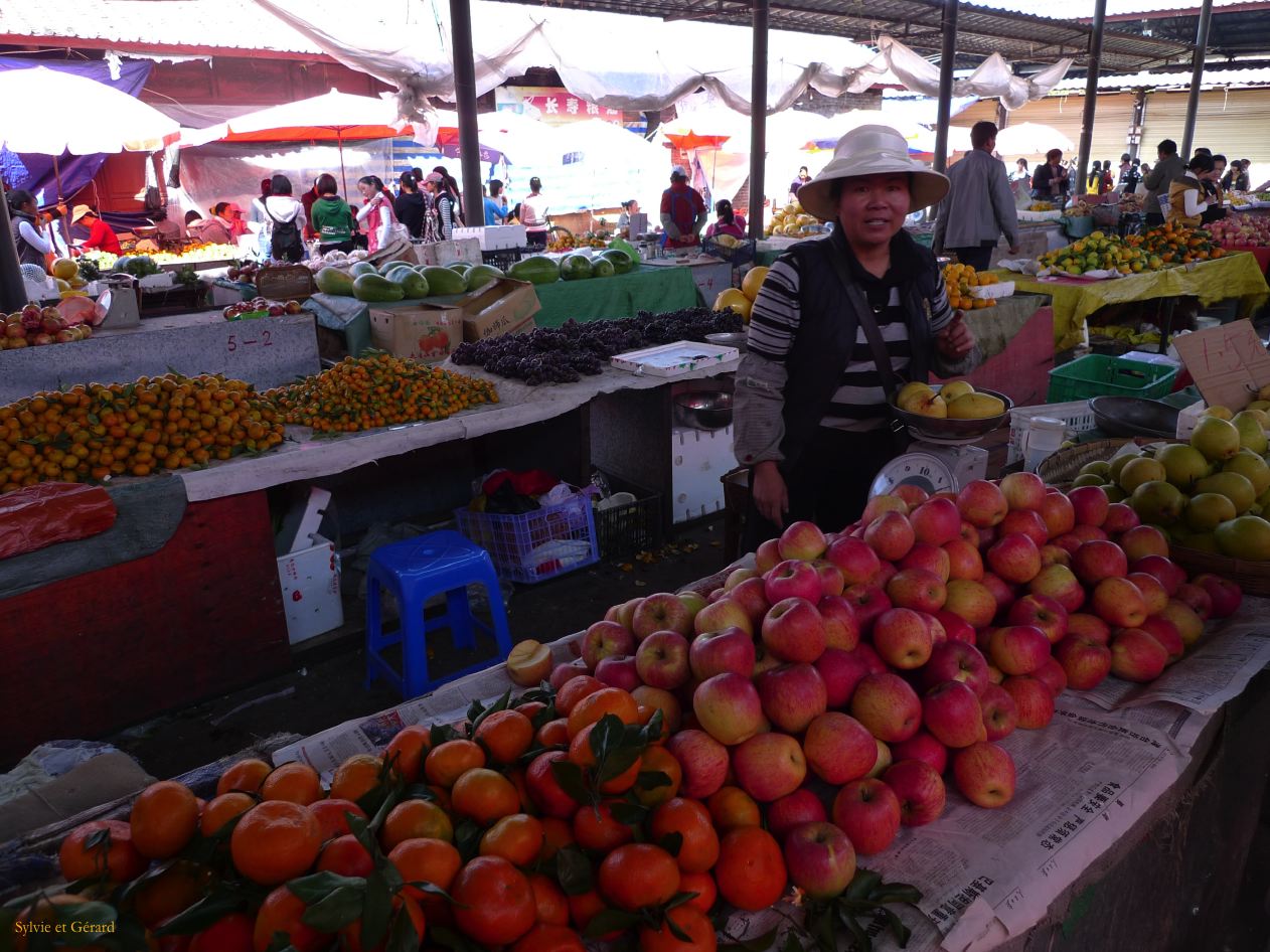 150 Lijiang La Vieille Ville le marché