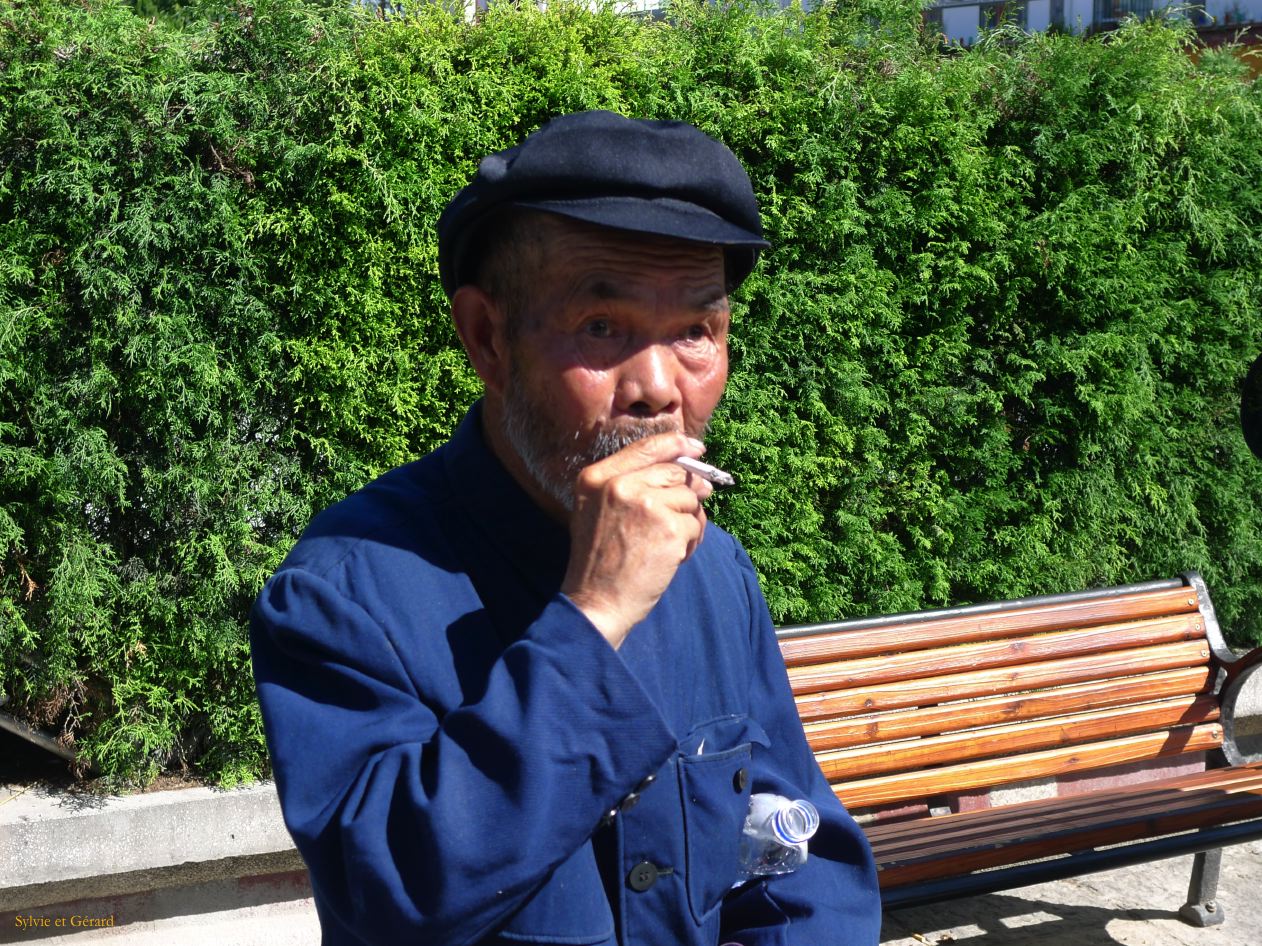 204 Dali dans la Vieille Ville