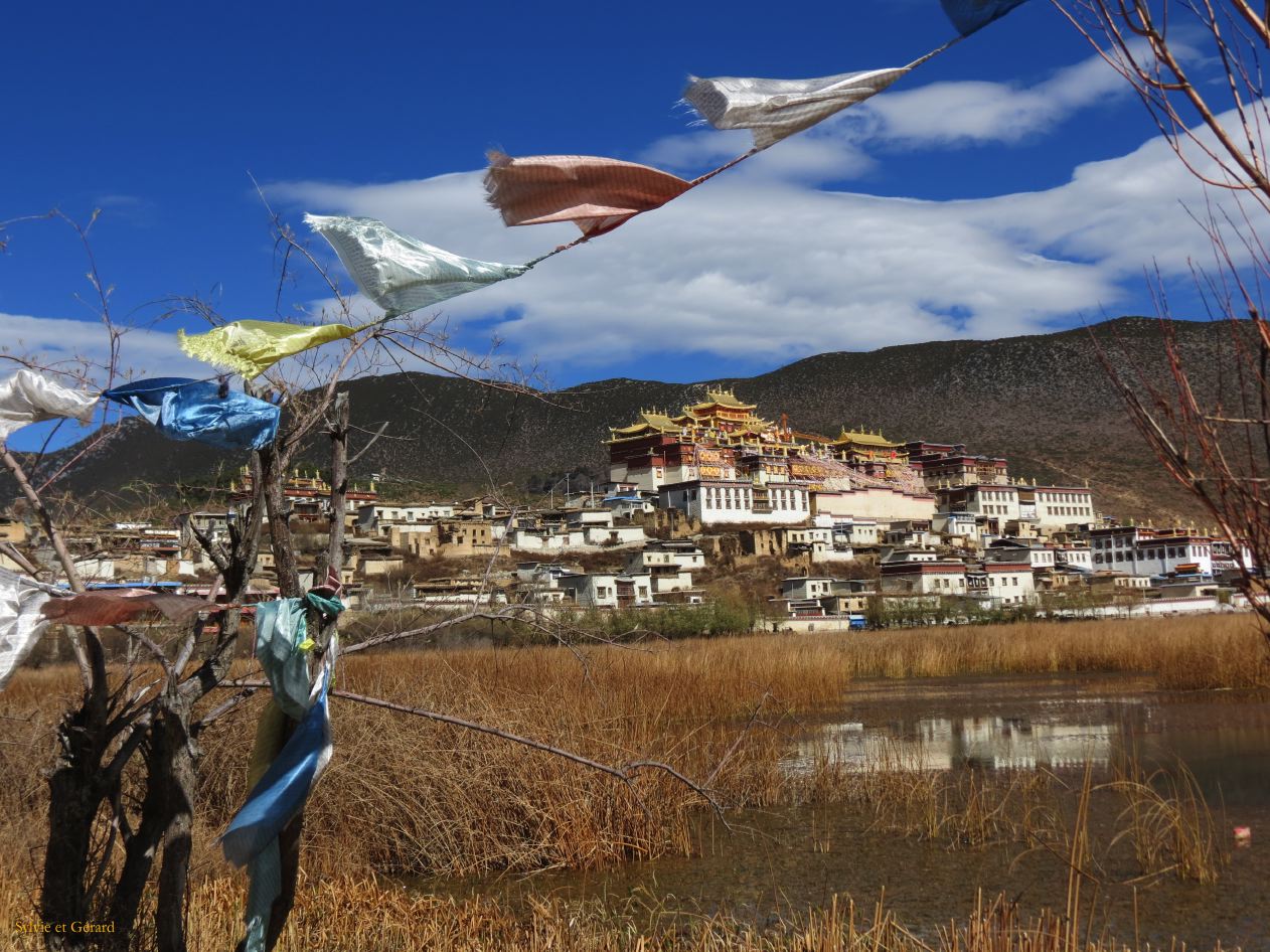 022 Shangri La le monastère Songzanlin au nord de la ville