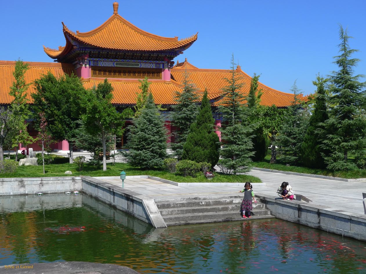 235 Dali les 3 Pagodes