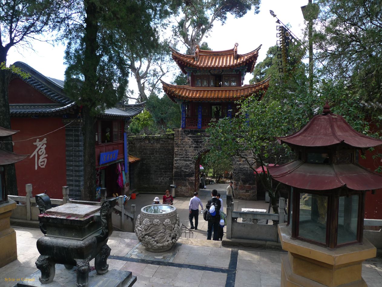 414 Kunming temple d'Or