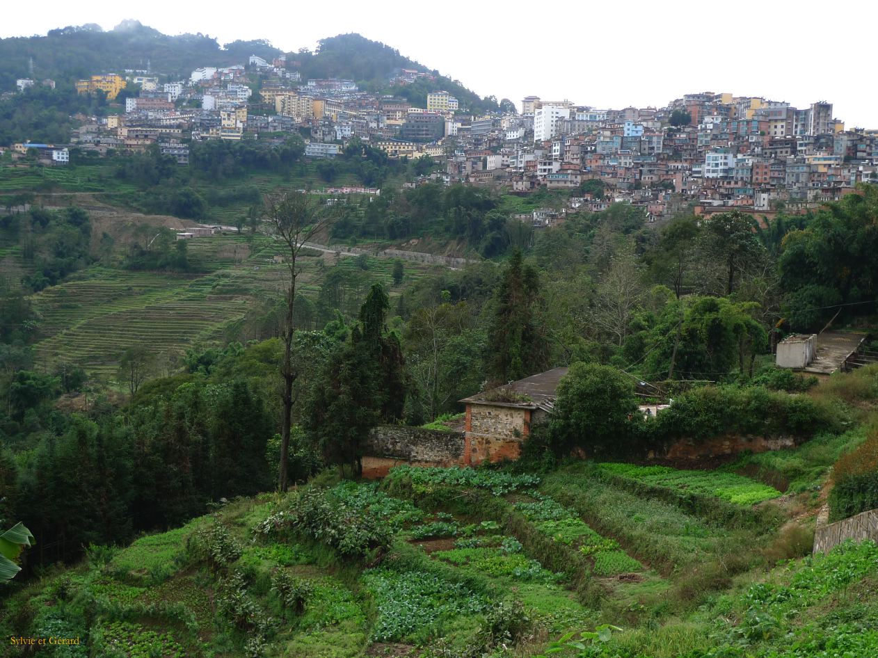 640 Yuanyang plus au sud aperçu de la ville