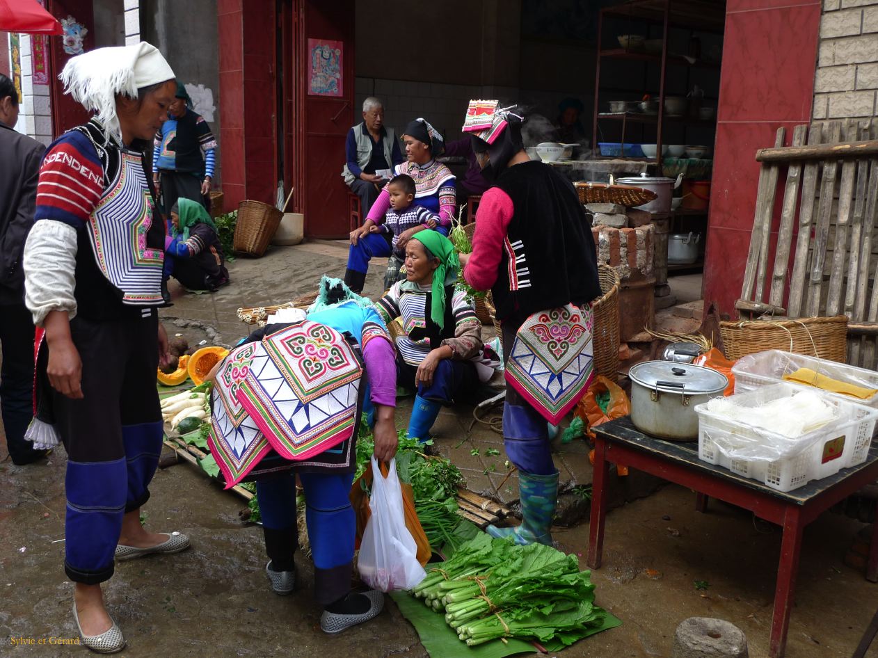 647 Yuanyang jour de marché en ville