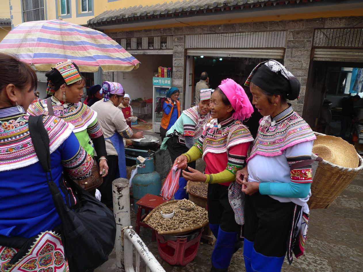 655 Yuanyang jour de marché en ville
