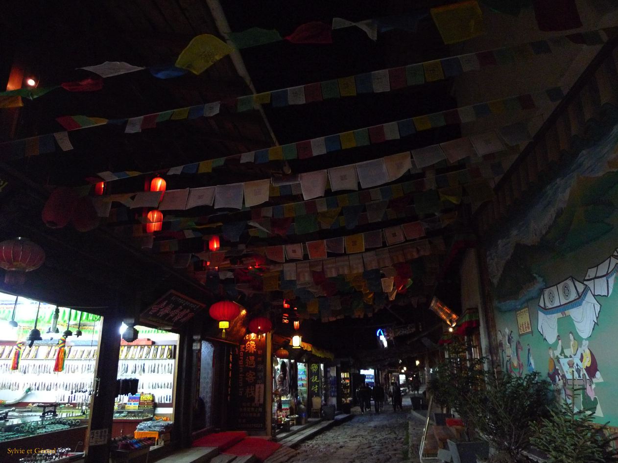 052 Shangri La la Vieille Ville de nuit