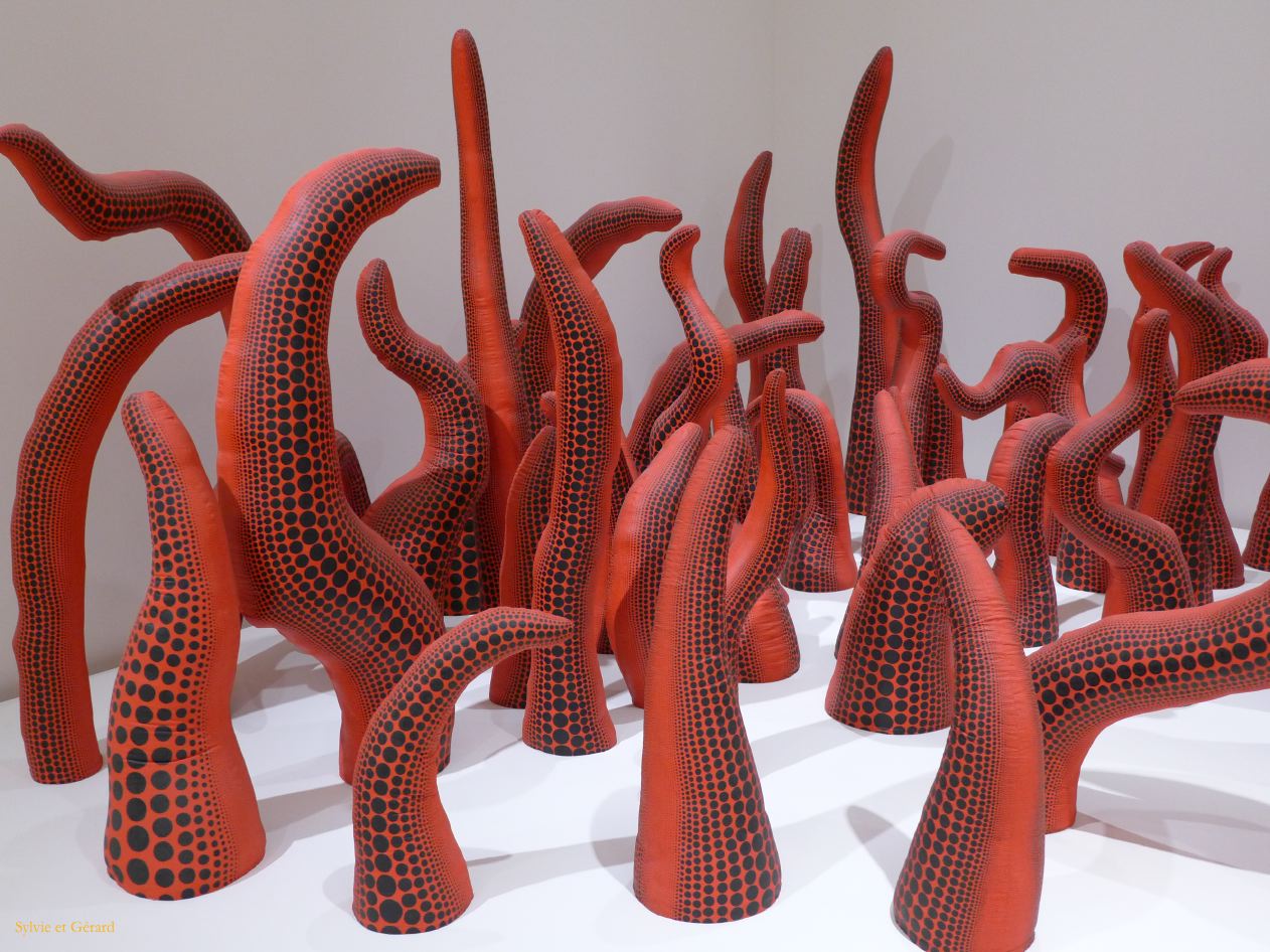 01 Euskadi 20 Bilbao Guggenheim Yayoi Kusama P1390357