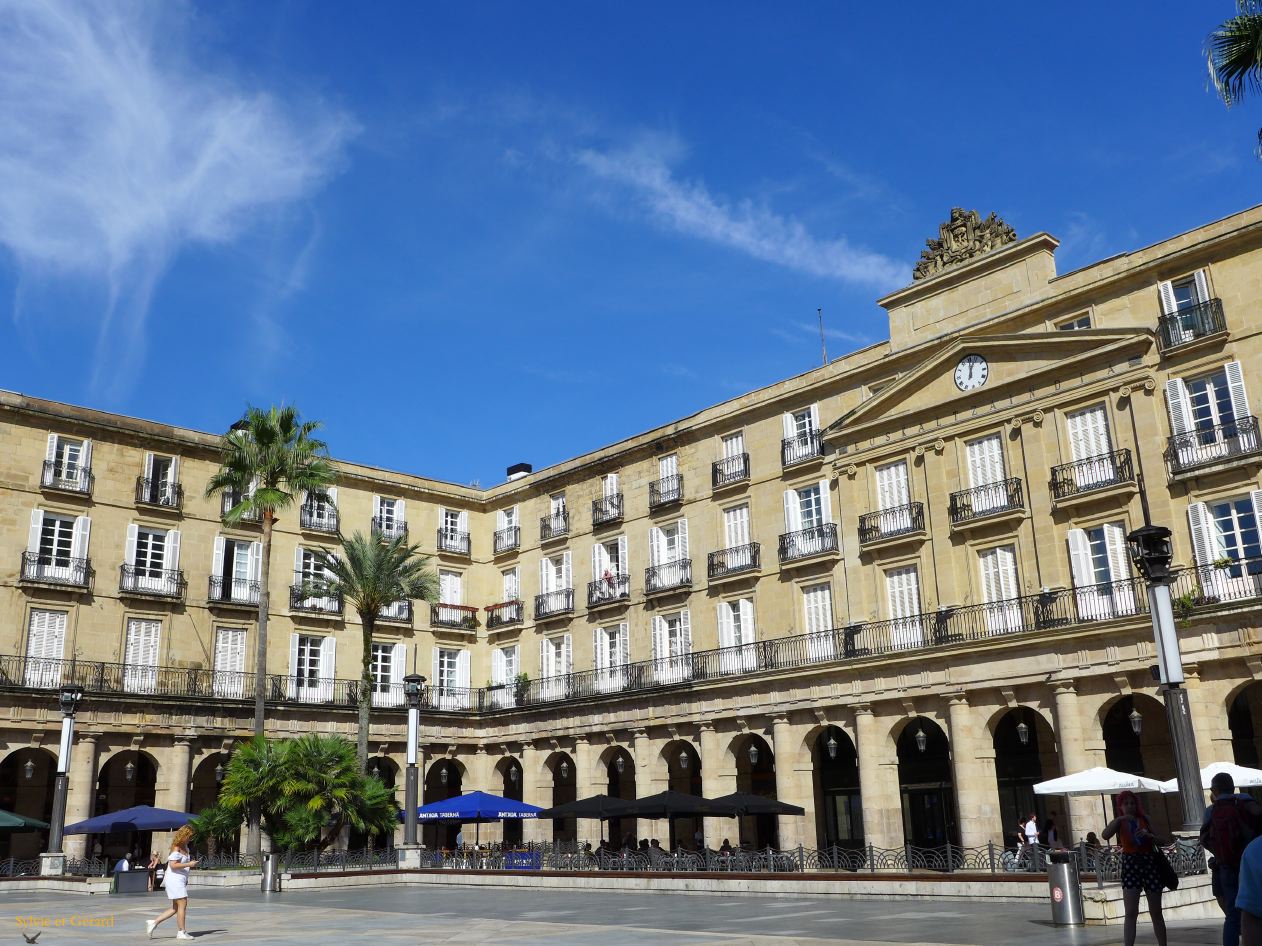02 Euskadi 21 Bilbao la Plaza Nueva P1390458