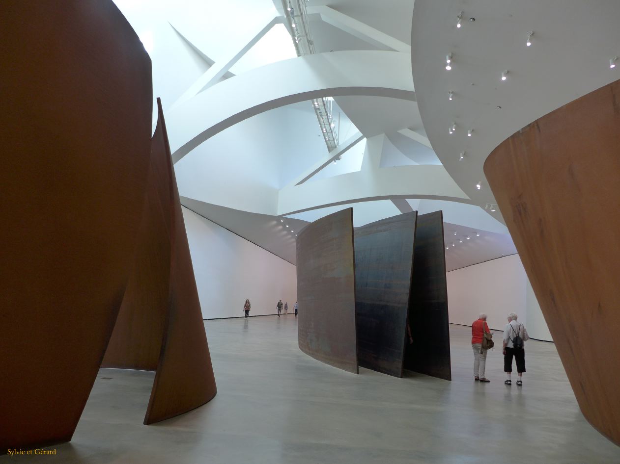 01 Euskadi 11 Bilbao Guggenheim Richard Serra la matière du temps P1390393