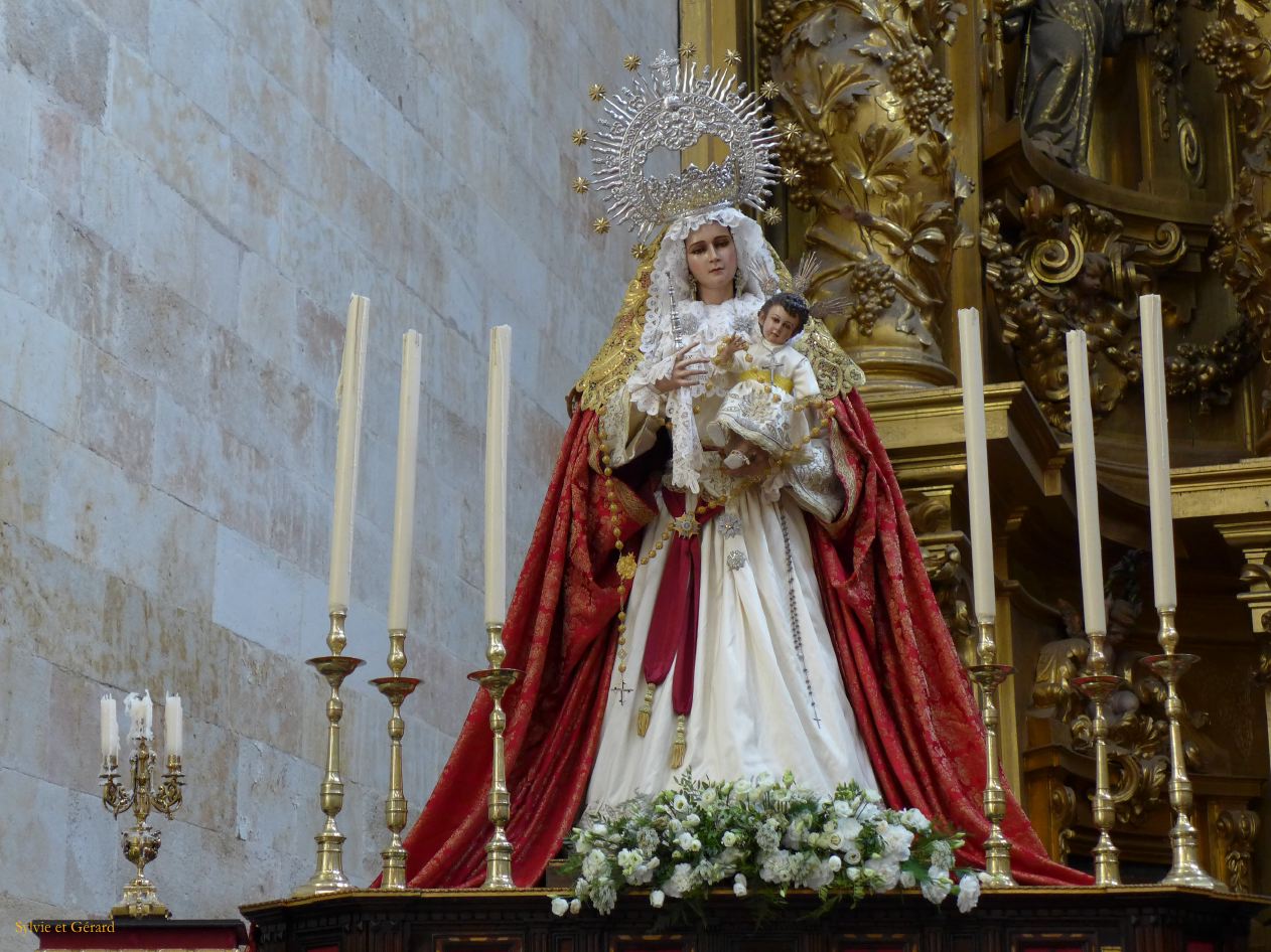 05 Castille et Leon 46 Salamanque Convento de San Esteban - intérieur P1410143