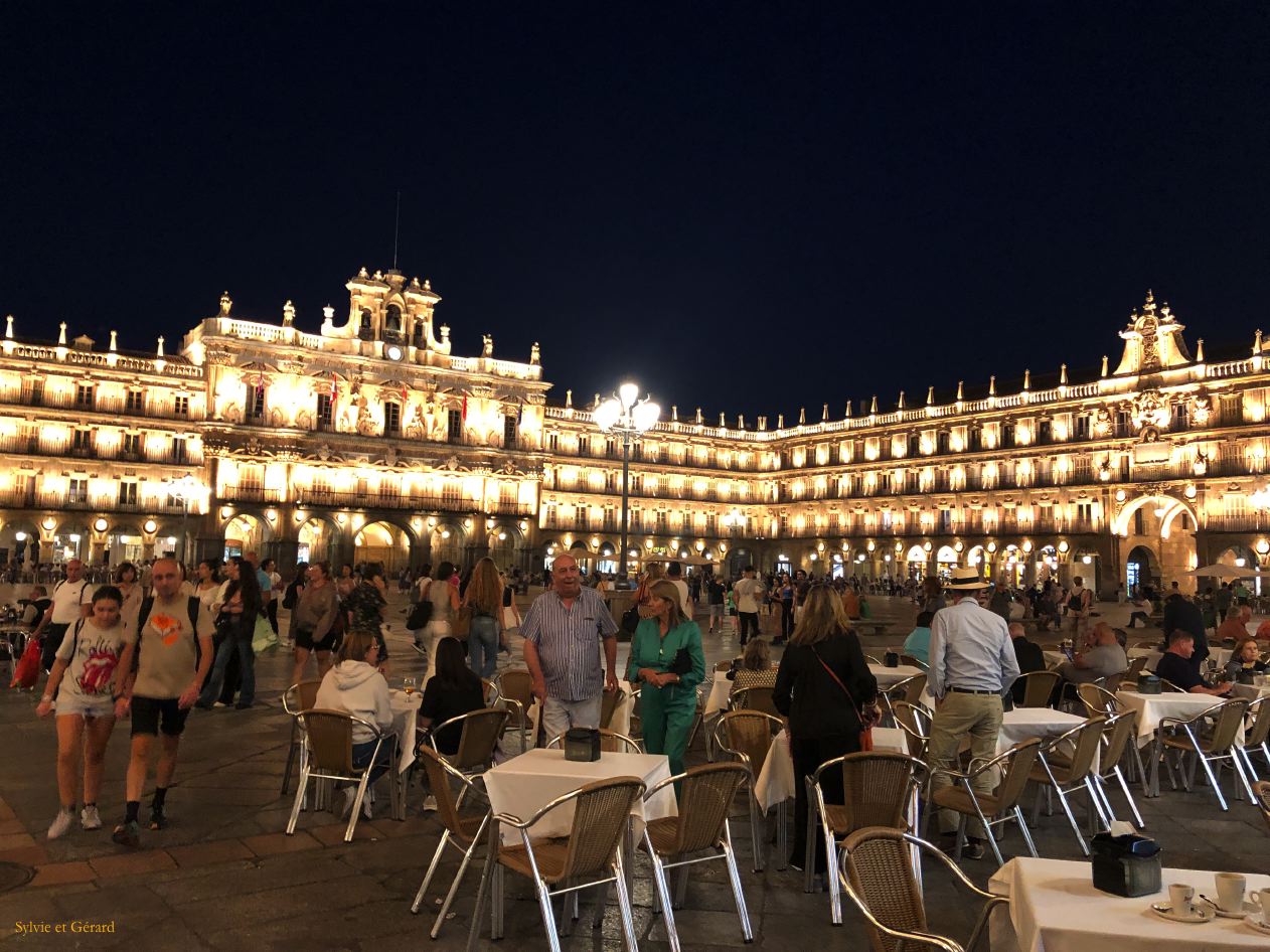 05 Castille et Leon 86 Salamanque Plaza Mayor IMG_9536