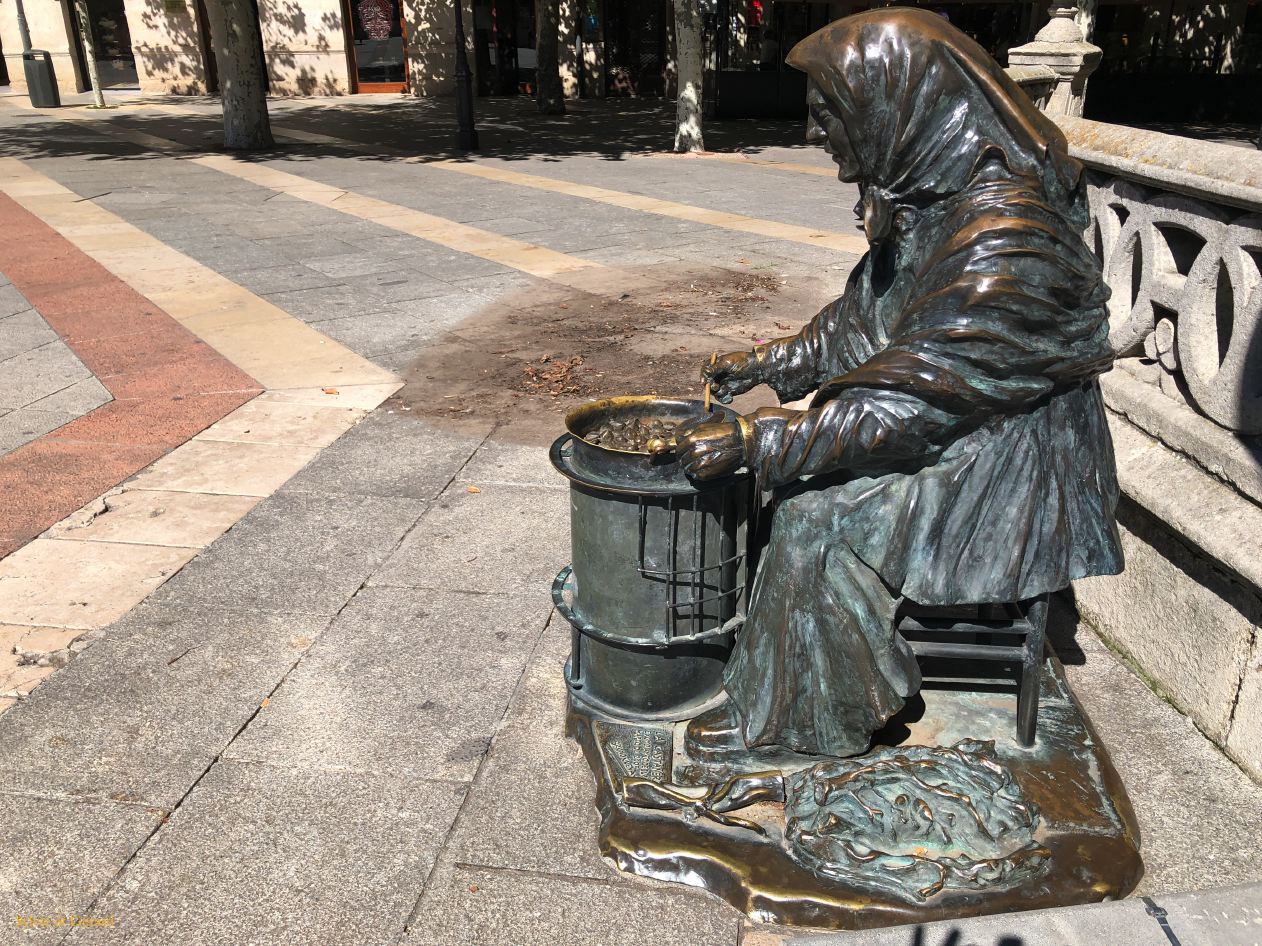 01 Castille et Leon 26 Burgos Arco et Puente Santa Maria IMG_9209
