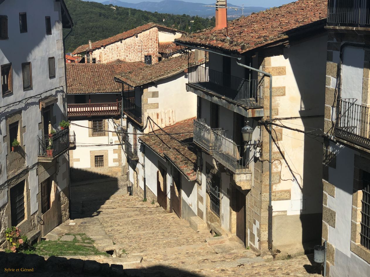 17 Castille et Leon 11 Candelario dans la ville IMG_5706