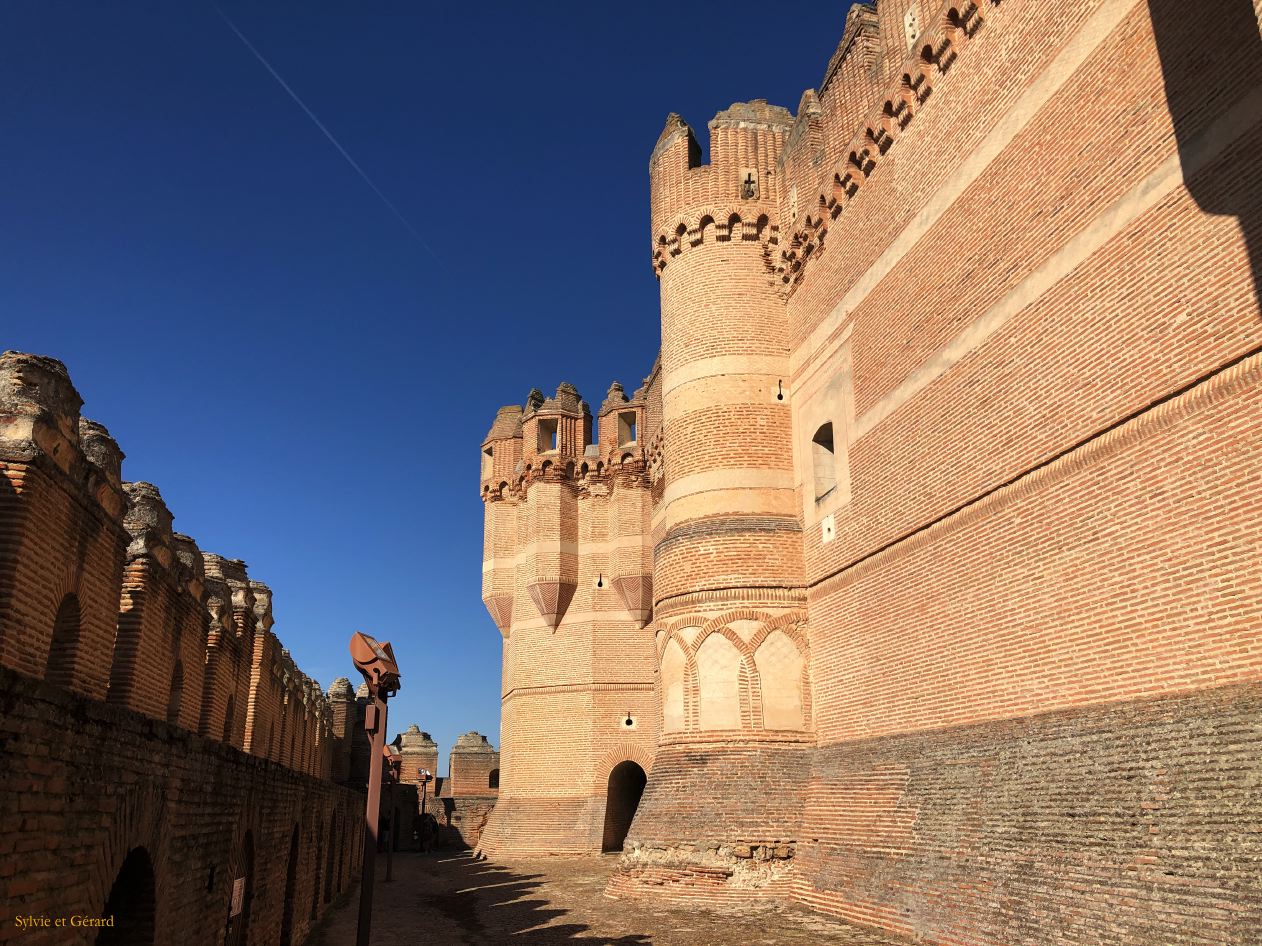 20 Castille et Leon 04 Chateau de Coca extérieur  IMG_5784