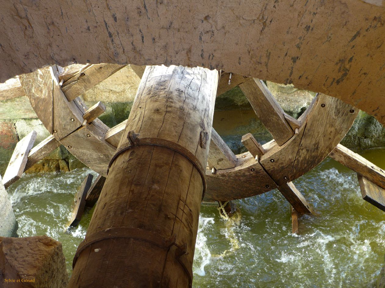04 Castille et Leon 03 Zamora les moulins à huile P1400342