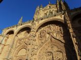 05 Castille et Leon 04 Salamanque Cathédrale - extérieur P1400886