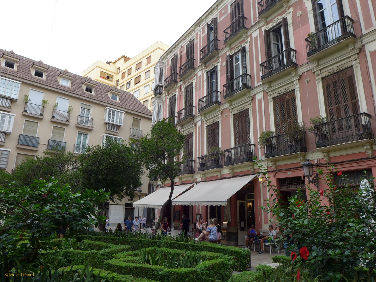 Malaga 13 Cathédrale l'extérieur 