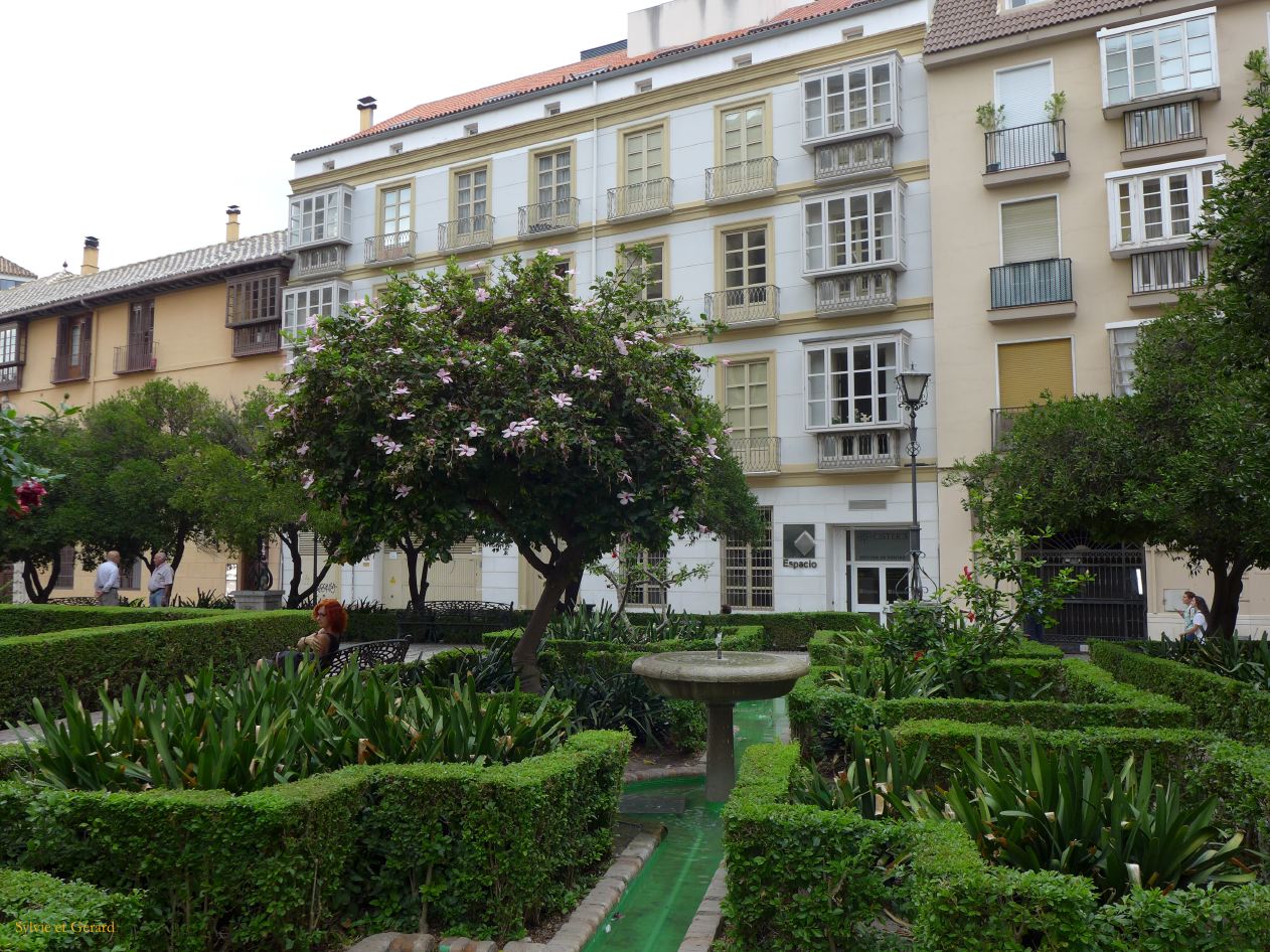 Malaga 15 Cathédrale l'extérieur  