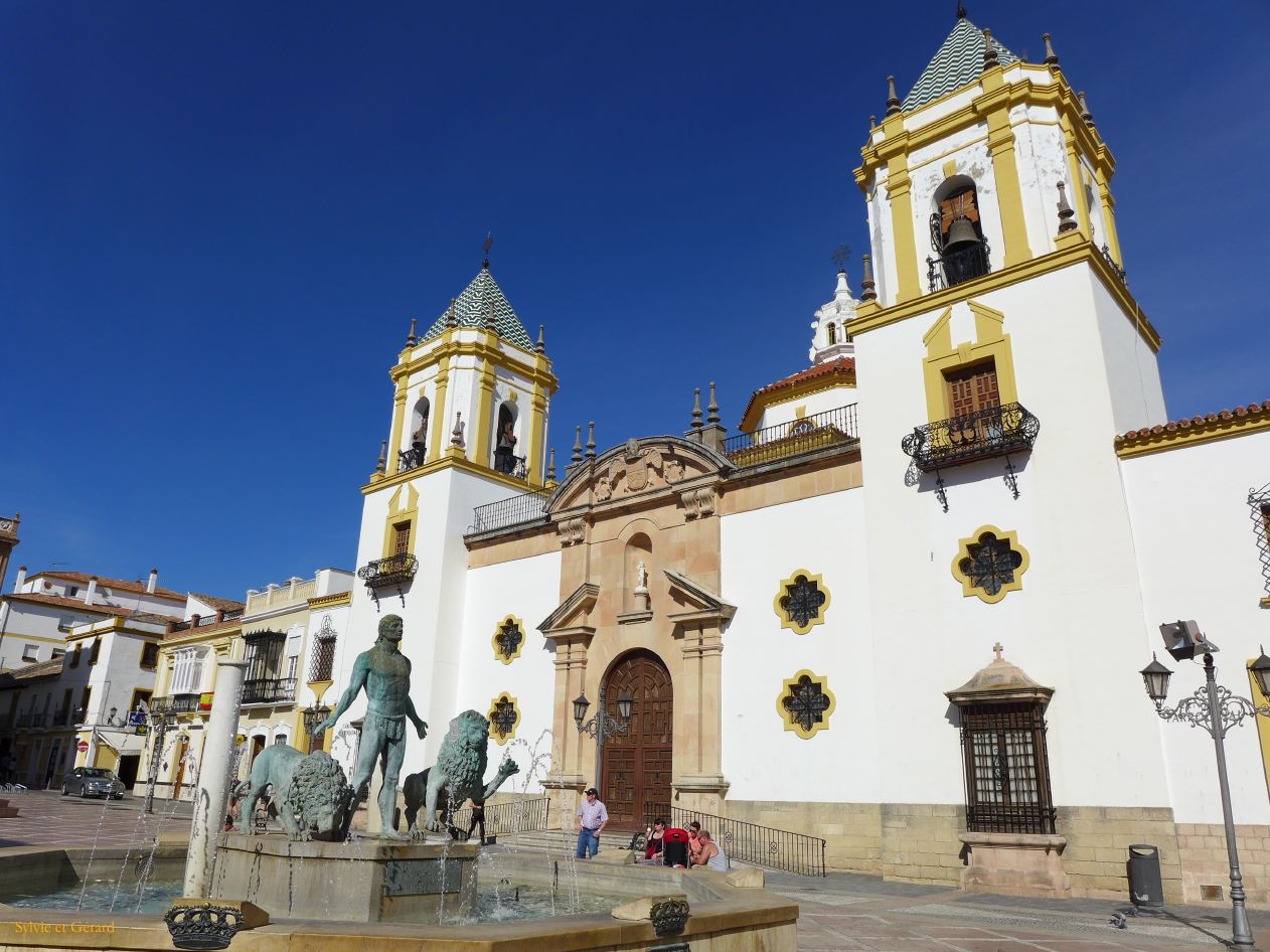 Ronda 12 dans la ville 