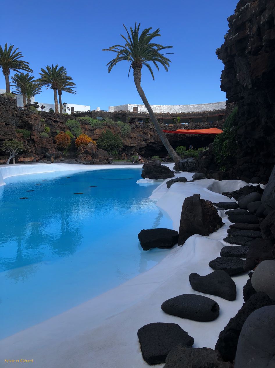 019 Jameos del Agua la piscine IMG_7323