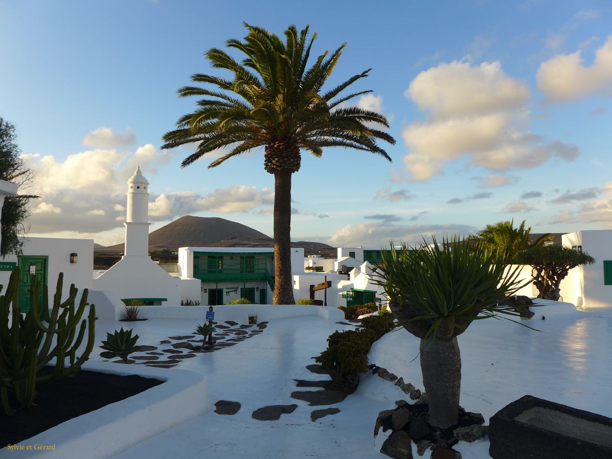 043 Monumento Campesino P1290552