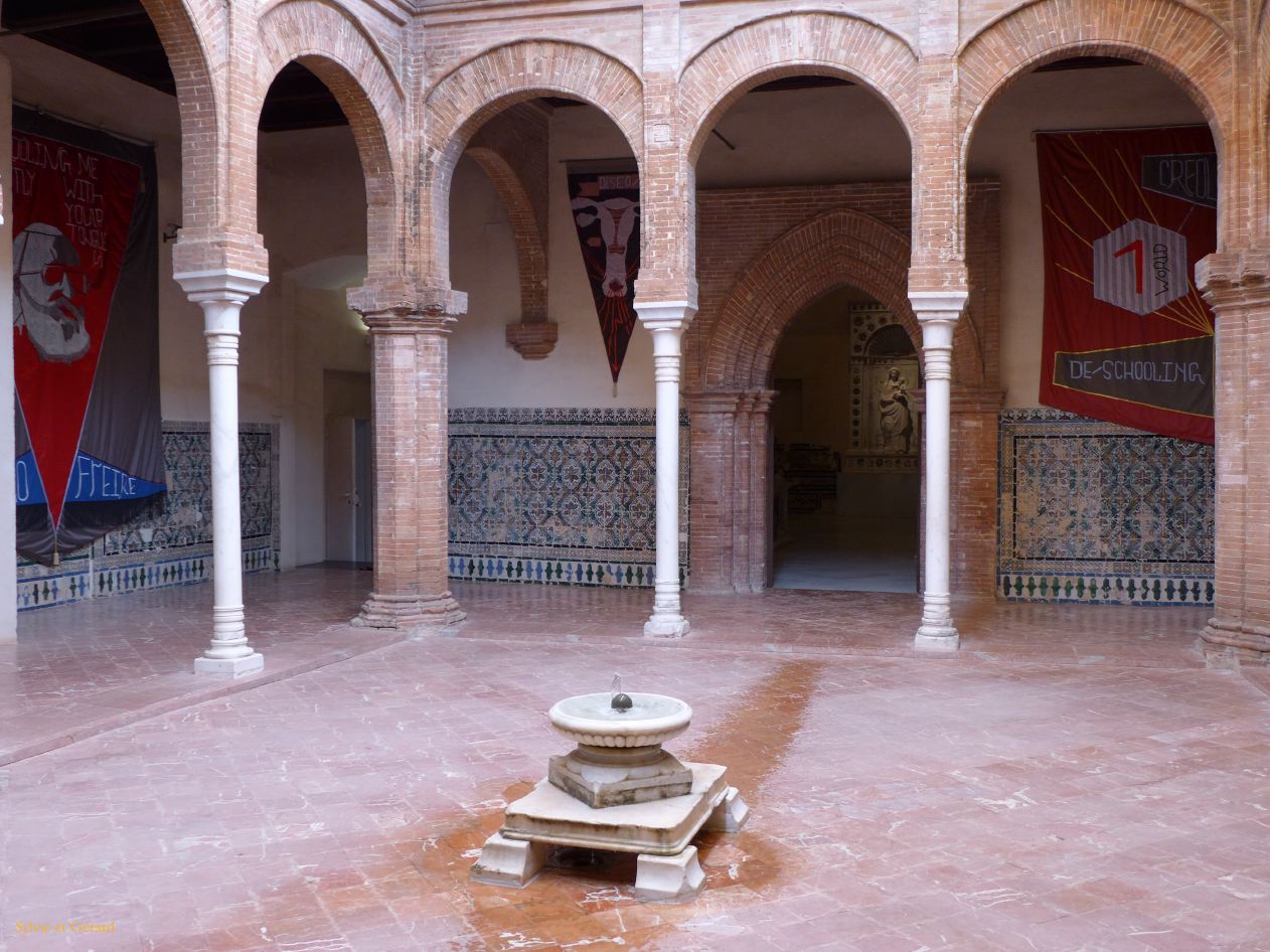 129 Monasterio de la Cartuja cloître  