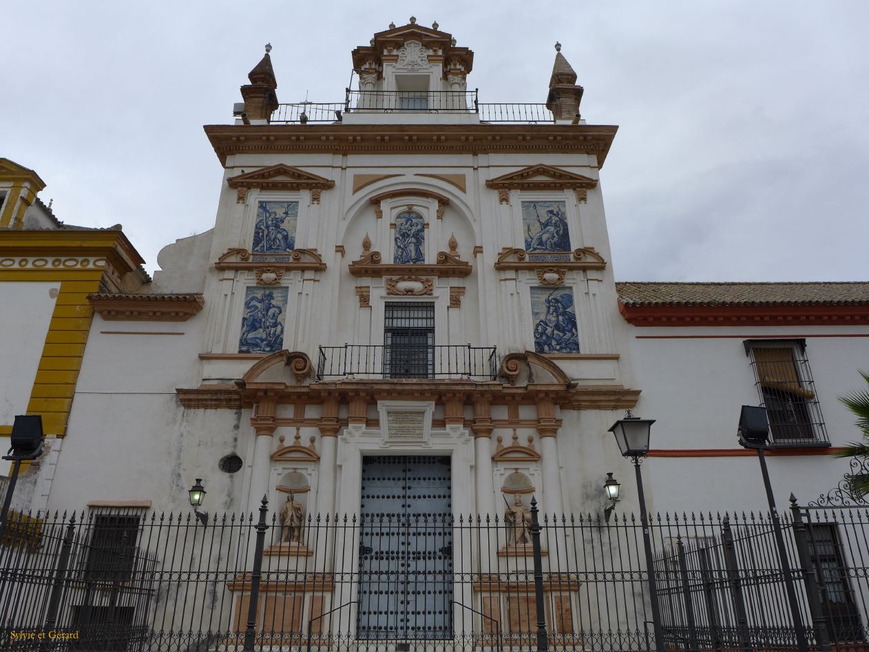 154 Hopital de la Charité façade 